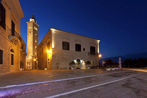 Cathedral of San Nicola Pellegrino, Cathedral of Trani by the sea, Apulia, Southern Italy, Italy, Europe