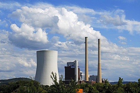 Heilbronn Power Station, a coal-fired power plant under a cloudy sky near Heilbronn, Baden-Wuerttemberg, Germany, Europe