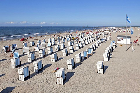 Beach chairs, beach, Warnemuende sea resort, Mecklenburg-Western Pomerania, Germany, Europe