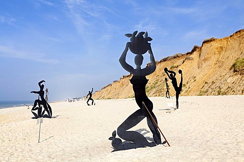 Sculptures, Rotes Kliff steep coast, Kampen, Sylt island, Schleswig-Holstein, Germany, Europe