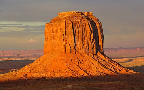 Mesa, Merrick Butte after a thunderstorm in the evening light, Monument Valley, Navajo Tribal Park, Navajo Nation Reservation, Arizona, Utah, United States of America, USA