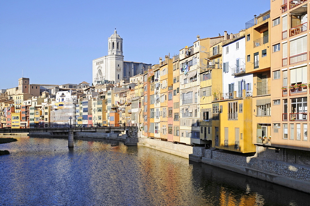 Riu Onyar river, colorful houses, Saint Mary's Cathedral, Girona, Catalonia, Spain, Europe