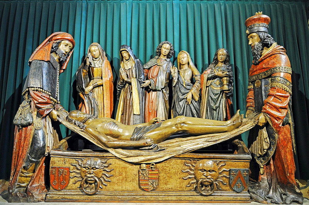 Entombment of Jesus, group of sculptures, Abbaye Saint-Pierre de Moissac abbey church, Via Podiensis or Chemin de St-Jacques or French Way of St. James, UNESCO World Heritage Site, Moissac, Departement Tarn-et-Garonne, Midi-Pyrenees, France, Europe