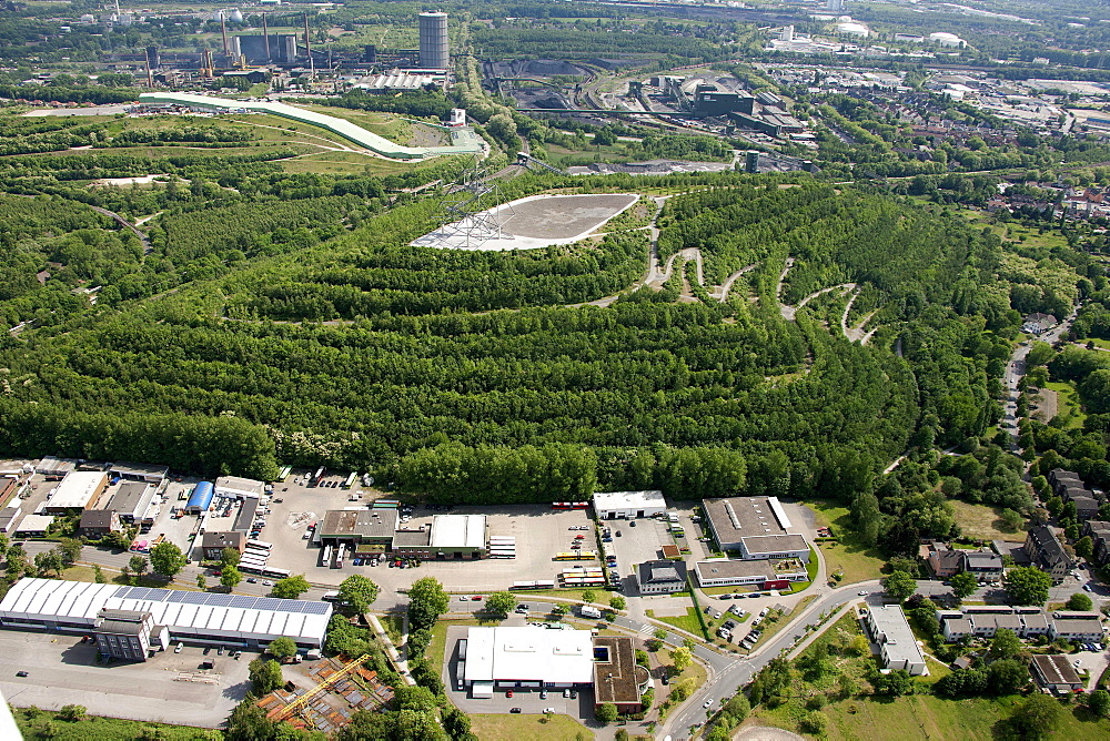 Aerial view, Tetraederhalde pithead stocks, Gewerbepark Arenberg industrial park, Bottrop, Ruhr area, North Rhine-Westphalia, Germany, Europe