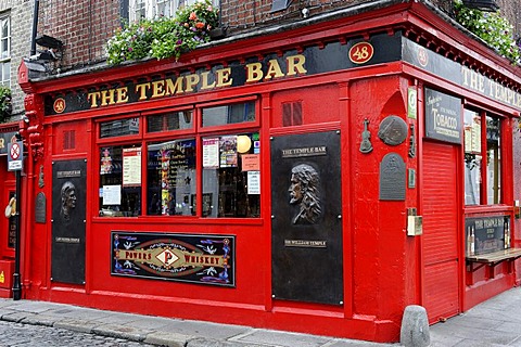 The Temple Bar, Crown Alley, Dublin, Republic of Ireland, Europe