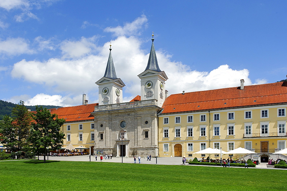 Tegernsee palace and Braeustueberl tavern, a former Benedictine abbey, Tegernsee, Upper Bavaria, Germany, Europe