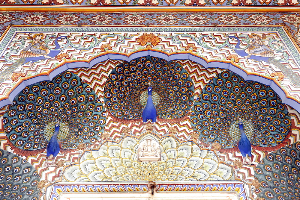 Monsoon Gate of the City Palace richly decorated with blue peacocks, Jaipur, Rajasthan, India, Asia