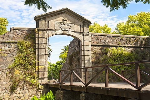 Main entrance to the historic district, Colonia del Sacramento, Unesco World Heritage site, Uruguay, South America