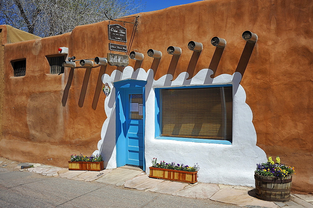 Adobe architecture, Santa Fe, New Mexico, USA