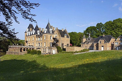 Hotel Chateau de la Poste castle, Domaine de Ronchinne, Maille, Namur, Wallonia, Belgium, Europe