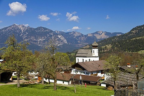 Wamberg village near Garmisch-Partenkirchen, Church of St. Anne, Kramer, Bavarian Alps, Upper Bavaria, Bavaria, Germany, Europe