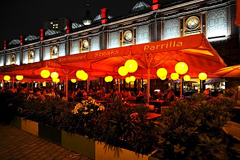 Night view, night life in Berlin, restaurants, Hackescher Markt, Mitte district, Berlin, Germany, Europe