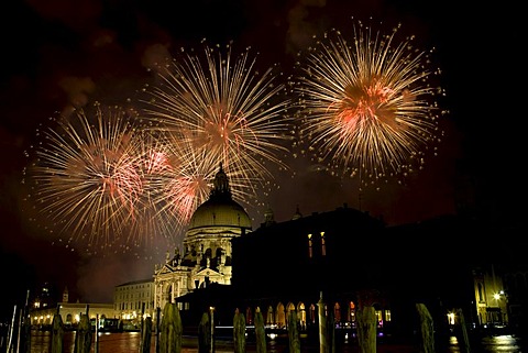 Aerial fireworks display at the Redentore Festival 2011, Venice, Italy, Europe