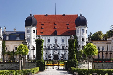 Schloss Maxlrain castle, parish of Tuntenhausen, Upper Bavaria, Bavaria, Germany, Europe, PublicGround