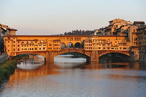 Ponte Vecchio at sunset in Florence, Tuscany, Italy, Europe