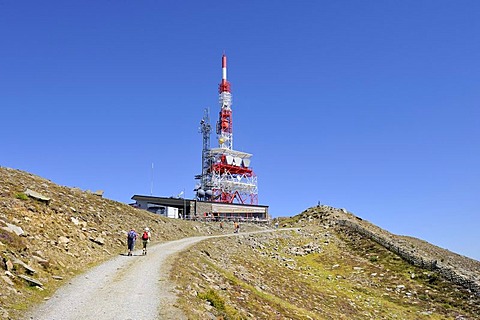 Radio tower and summit station on Patscherkofel mountain, 2248 m, Tux Alps, Tyrol, Austria, Europe