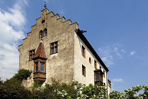 Burg Goessweinstein castle, 1076, remodelled in 1890 in the Gothic Revival style, Goessweinstein, Upper Franconia, Bavaria, Germany, Europe