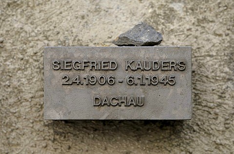 Memorial plaque for a Jewish citizen, Jewish Cemetery, Frankfurt am Main, Hesse, Germany, Europe