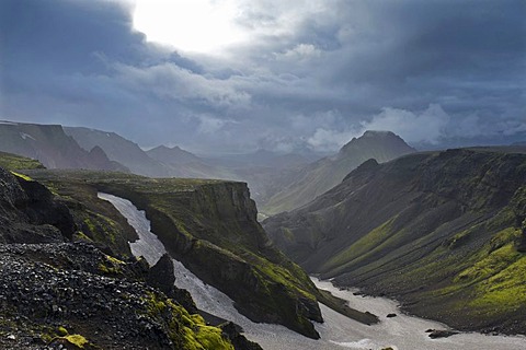 At the Fimmvoerï£¿uhals pass, ï¬orsmoerk or Thorsmoerk ridge, Icelandic highlands, South Iceland, Iceland, Europe