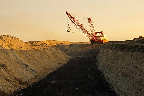 Coal mining, open cast mining with a crane in Coronach, Saskatchewan, Canada