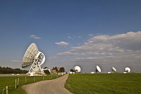 Satellite observation stations, radio telescope dishes, DLR Deutsches Zentrum fuer Luft- und Raumfahrt eV, German centre for aviation and astronautics, Weilheim, array between Raisting and Wessobrunn, Upper Bavaria, Bavaria, Germany, Europe