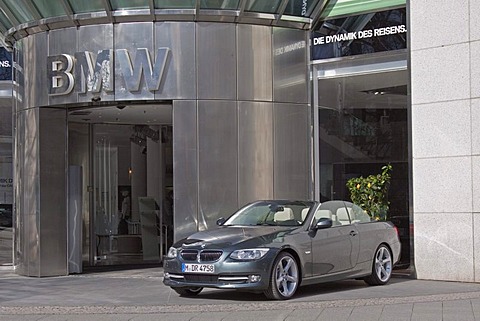 BMW branch with convertible exhibition vehicle on the Kurfuerstendamm, Berlin, Germany, Europe