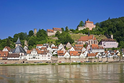 Cityscape with the Neckar River, Hirschhorn, Neckartal-Odenwald Nature Reserve, Hesse, Germany, Europe