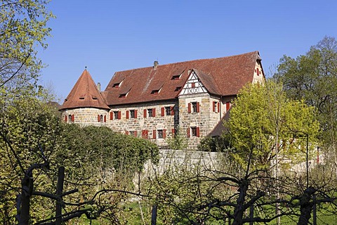 Schloss Kunreuth moated castle, Franconian Switzerland, Upper Franconia, Franconia, Bavaria, Germany, Europe