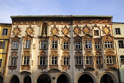 Rococo facade of the Kernhaus building, 1738, Marienplatz square, Wasserburg am Inn, Bavaria, Germany, Europe