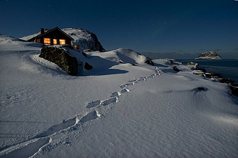 House near VÃ‚gan, Kvitholmen, Island of VestvÃ‚goya, Lofoten Islands, Northern Norway, Norway, Europe