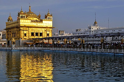 Harmandir Sahib or Golden Temple, Amritsar, Punjab, India, Asia