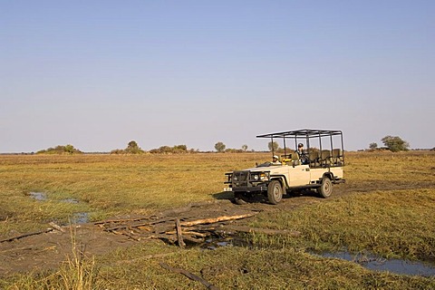 Safari jeep, Busanga Plains, Kafue National Park, Zambia, Africa