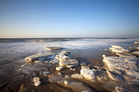 Winter mood with ice and snow, Sylt Island, Schleswig-Holstein, Germany, Europe