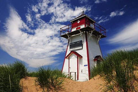 Lighthouse on Brackley Beach, Prince Edward Island National Park, Prince Edward Island, Canada, North America