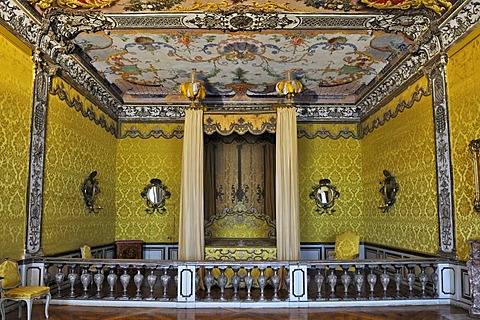 Bedroom on the first floor, Neues Schloss Schleissheim Palace, Oberschleissheim near Munich, Upper Bavaria, Bavaria, Germany, Europe