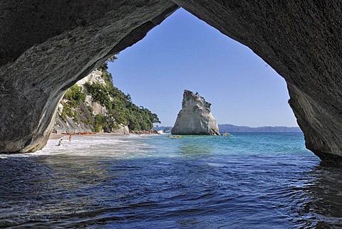 View through the rock arch in the Marine Reserve Cathedral Cove, Hahei, Coromandel Peninsula, North Island, New Zealand