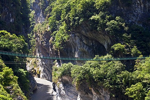 Suspension bridge in Taroko Gorge National Park near Hualien, Taiwan, China, Asia