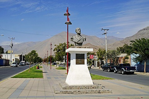 Streets, monument, Arturo Prat Chacon, war hero, captain, Vicuna, Valle d'Elqui, Elqui Valley, La Serena, Norte Chico, northern Chile, Chile, South America