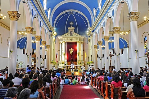 A packed Iquique Cathedral during Easter service, Iquique, Norte Grande region, Northern Chile, Chile, South America