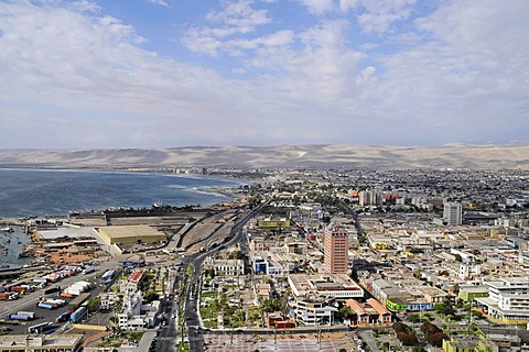 Overview, cityscape, houses, views from the El Morro mountain, landmark, desert, desert mountains, Arica, Norte Grande, northern Chile, Chile, South America