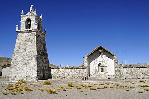 Church, Adobe architecture, Guallatiri, village, Reserva Nacional de las Vicunas, Lauca National Park, Altiplano, Norte Grande, Northern Chile, Chile, South America