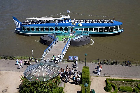 Bonner Personen-Schifffahrt shipping company, passenger ship, pier, Moby Dick, bank of the Rhine River, Bonn, Rhineland region, North Rhine-Westphalia, Germany, Europe