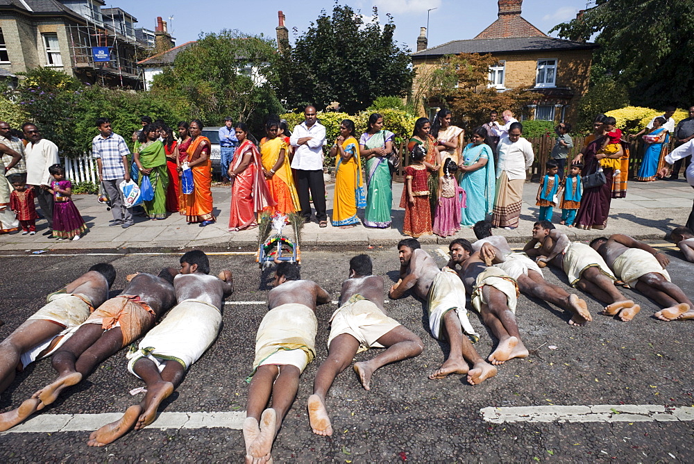 Chariot Festival participants, Shri Kanaga Thurkkai Amman Temple, Ealing, London, England, United Kingdom, Europe