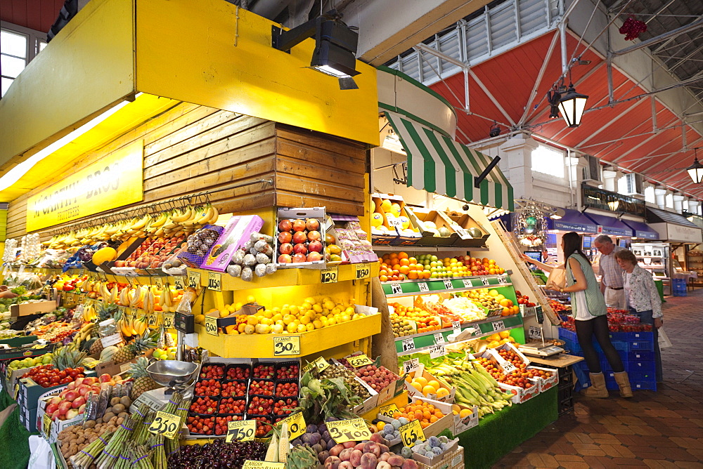 Fruit and vegetable store in the Indoor Market, Oxford, Oxfordshire, England, United Kingdom, Europe