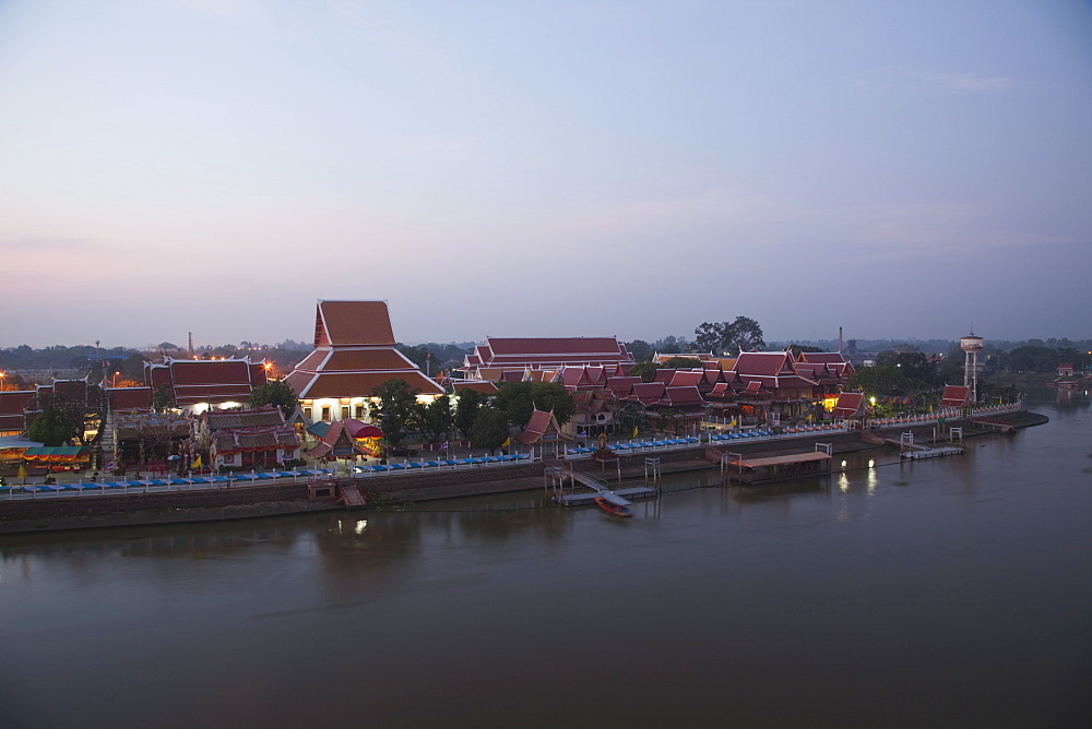 Wat Phanan Choeng and Pasak River, Ayutthaya, Thailand, Southeast Asia, Asia