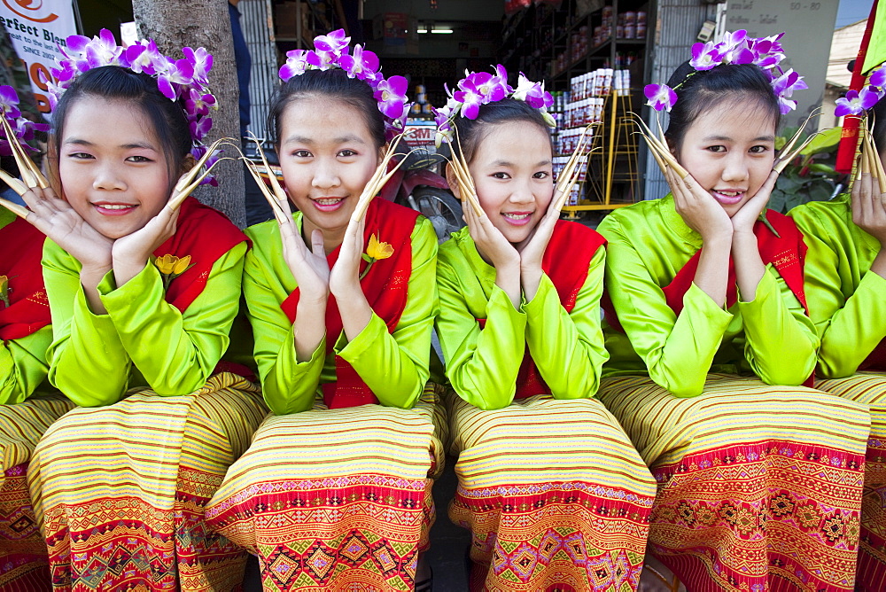 Girls in traditional Thai dress, Chiang Mai Flower Festival, Chiangmai, Thailand, Southeast Asia, Asia