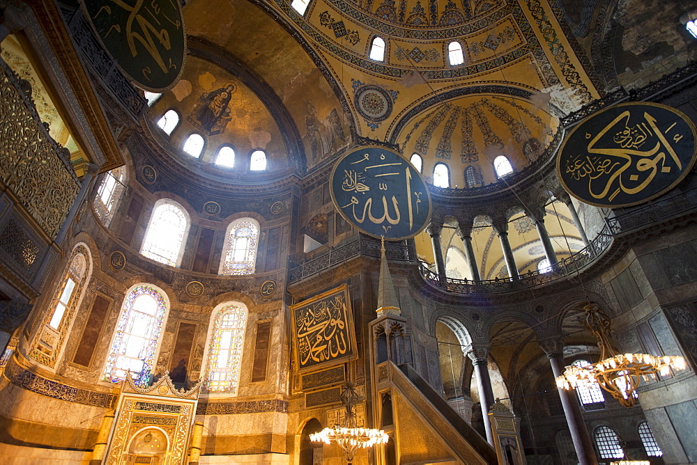 Interior of Hagia Sophia, UNESCO World Heritage Site, Istanbul, Turkey, Europe