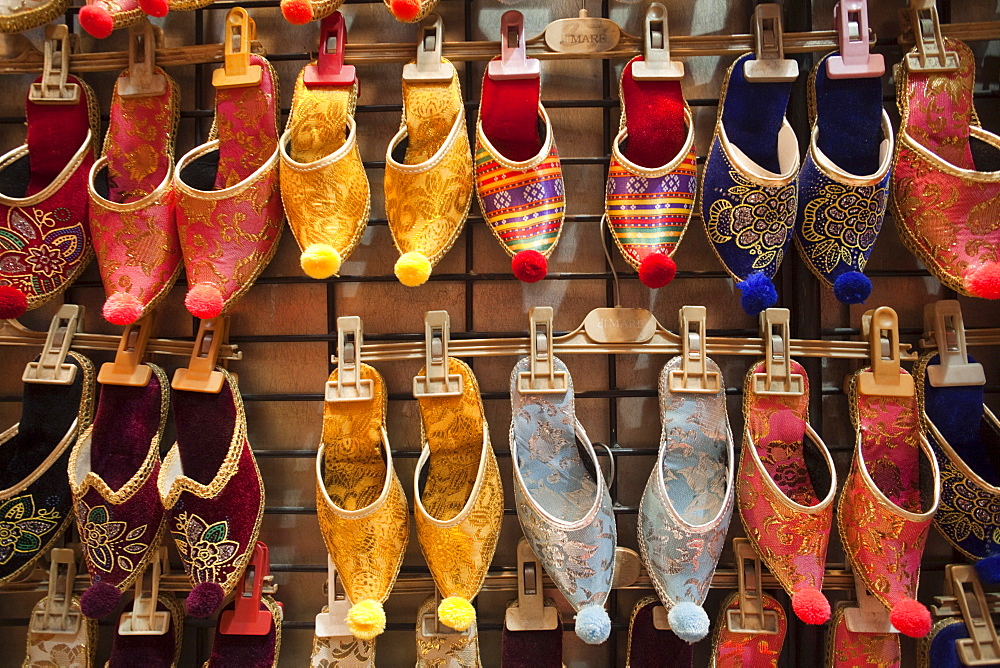 Turkish slippers, Grand Bazaar, Sultanahmet, Istanbul, Turkey, Europe