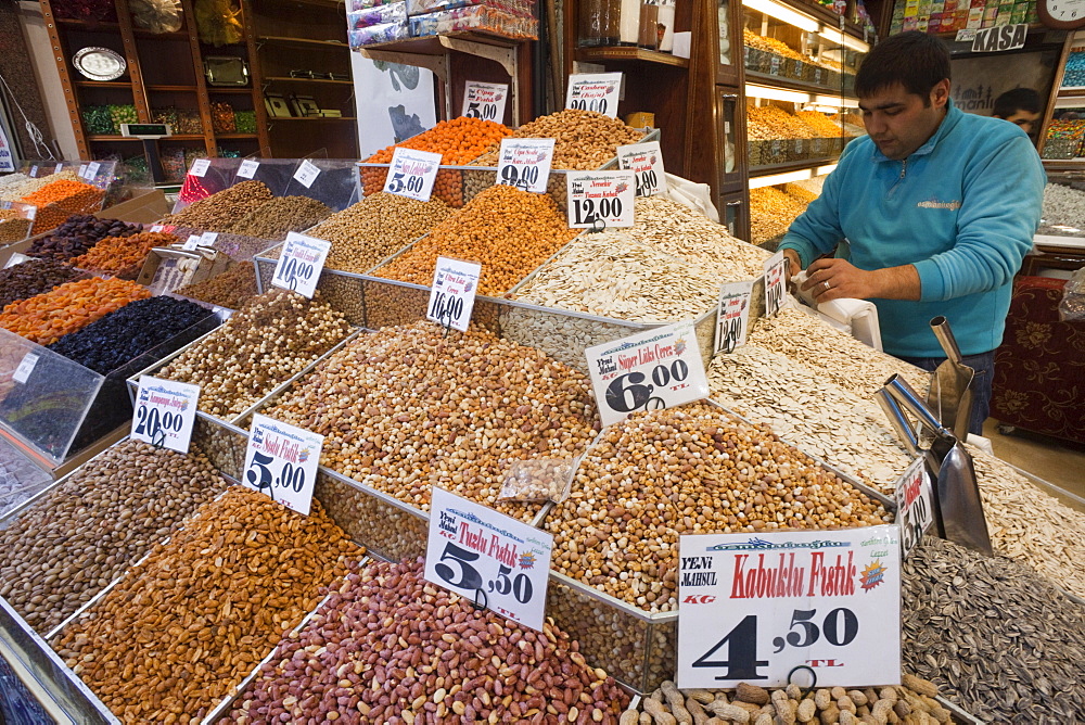 Nut shop in the Spice Bazaar, Sultanahmet, Istanbul, Turkey, Europe