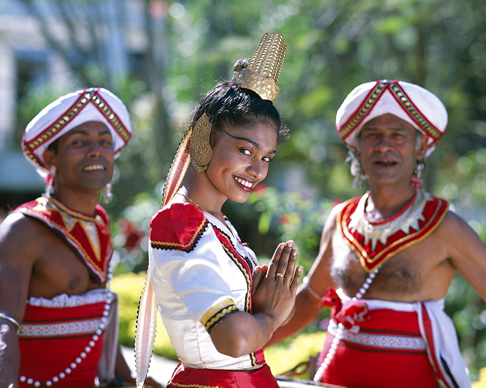 Female Kandy dancer dressed in pooja costume, Kandy, Sri Lanka, Asia